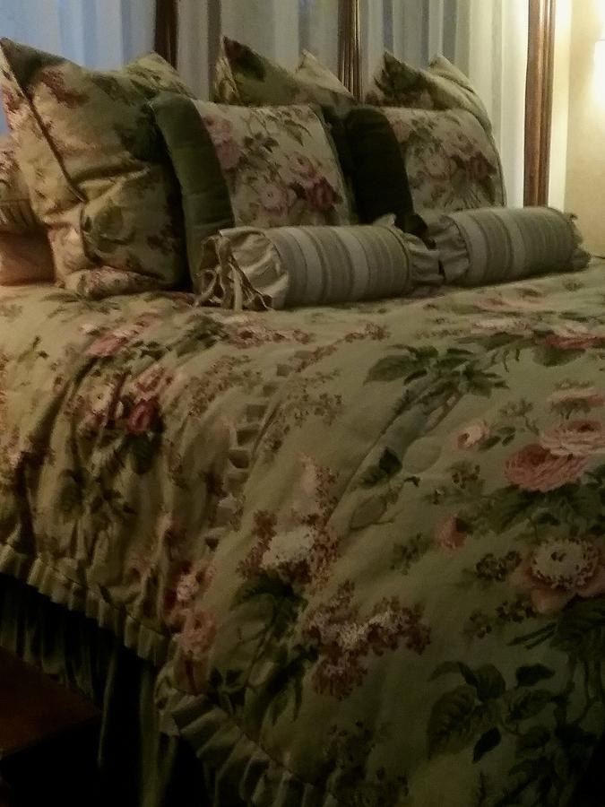 Bed & Breakfast Overlook Mansion Reading